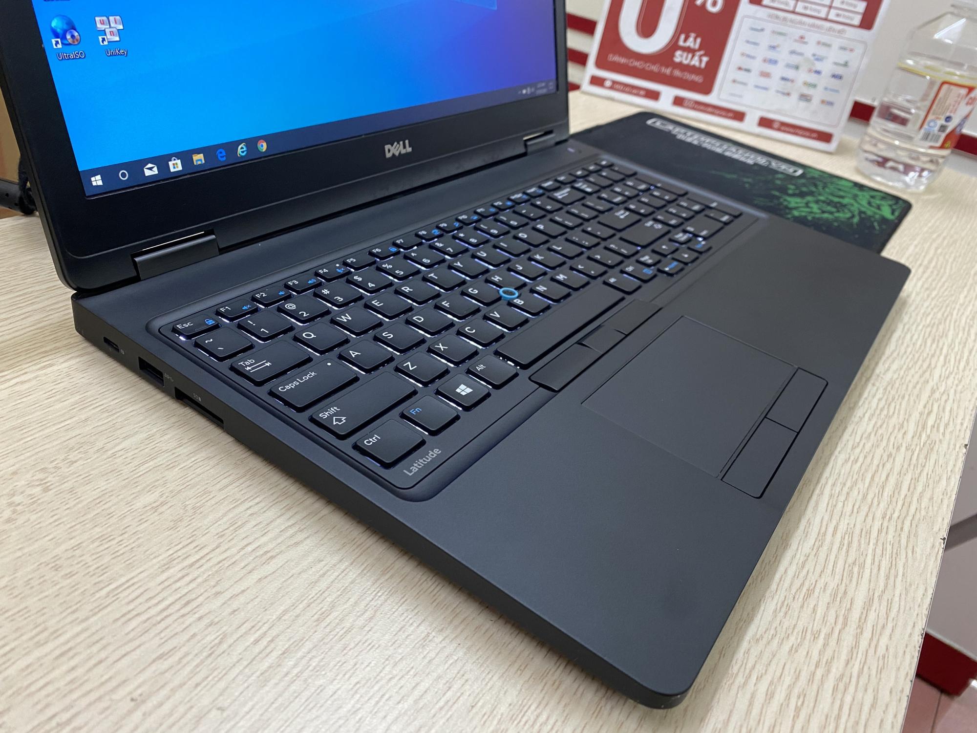 Dell Latitude 5580 i7-7820HQ / Ram 8GB / SSD 256GB / Màn hình 15.6″ LED FullHD 1920×1080 IPS / VGA Nvidia GeForce 940MX 2GB - Ảnh 2